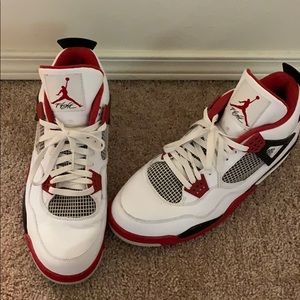 Jordan Retro 4 Fire Red size 14